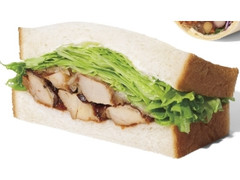 スターバックス 沖縄 かめーかめーサンド BBQチキン