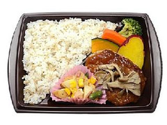 セブン-イレブン 雑穀入りご飯とハンバーグきのこソースの弁当 商品写真