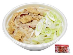 セブン-イレブン 肉汁うどん 信州産小麦使用麺 商品写真