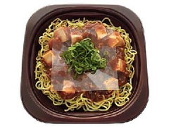 セブン-イレブン 炒め麺が香ばしい！麻婆豆腐焼そば 商品写真