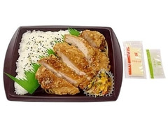 セブン-イレブン にんにく醤油仕立ての鶏竜田弁当 商品写真