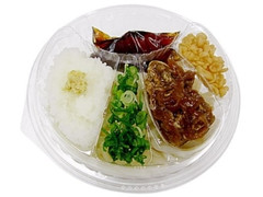 セブン-イレブン 牛肉おろしぶっかけうどん 商品写真