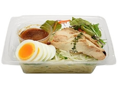 セブン-イレブン 野菜を食べよう！グリルチキンのパスタサラダ 商品写真