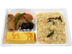 セブン-イレブン 八種具材の煮物と山菜おこわのお弁当 商品写真