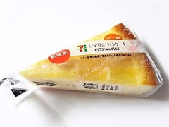 セブン-イレブン しっとり✩パインケーキ ココナッツ風味 商品写真