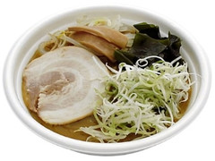 スパイスが決め手！濃厚カレーラーメン