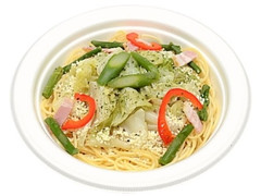 セブン-イレブン キャベツとアスパラのパスタ 商品写真