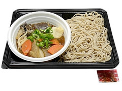 セブン-イレブン あったかつゆで食べるけんちんつけ蕎麦 商品写真