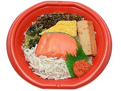 セブン-イレブン 炙り焼き紅鮭のっけ丼 商品写真