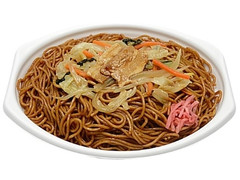 セブン-イレブン 肉と野菜の旨み広がる 麺たっぷりソース焼そば 商品写真