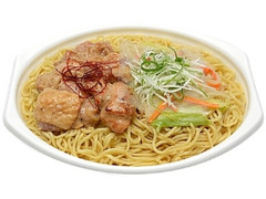 ゴロっとチキンの麺もっちり！塩焼そば