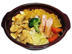 セブン-イレブン スパイス香るカレー鍋 すいとん入り 商品写真