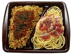 セブン-イレブン 洋食セット ドライカレー＆カルボナーラ 商品写真