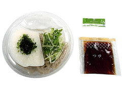 セブン-イレブン 広がるとろろの風味！ミニとろろ蕎麦 商品写真