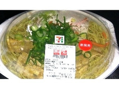 セブン-イレブン ガラスープ仕立てのネギ塩豚カルビ焼そば