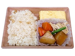 豚バラ大根とたけのこおこわ弁当