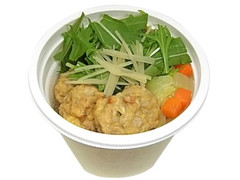 セブン-イレブン 生姜香る！ふわふわ鶏団子と野菜のスープ