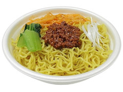 セブン-イレブン うま辛！肉味噌担々麺