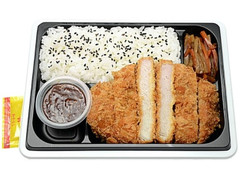 セブン-イレブン ハーブ三元豚のロースとんかつ弁当 商品写真