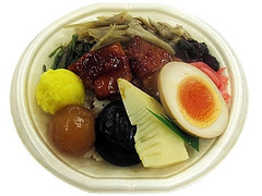 セブン-イレブン 9品目おかずの炊き込み御飯弁当 商品写真