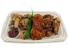 セブン-イレブン 焼鳥盛り合わせ 辛みそ付き 商品写真