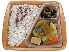 セブン-イレブン 野菜が摂れる！さばのみぞれあん弁当 商品写真