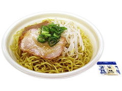 セブン-イレブン 熟成中華麺の中華そば 醤油とんこつ 商品写真