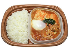 セブン-イレブン とろーりたまごの旨辛豆腐チゲ弁当 商品写真