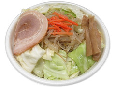 セブン-イレブン 1日に必要な1／3の野菜が摂れる塩らーめん