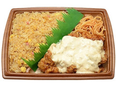 セブン-イレブン チャーハン＆チキン南蛮弁当 商品写真