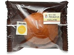 セブン-イレブン Wソースのグラタンコロッケバーガー 商品写真