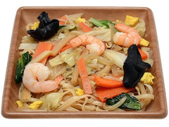セブン-イレブン 海老と野菜の太麺焼ビーフン 商品写真