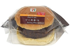 セブン-イレブン グルメバーガーソースかつ 商品写真