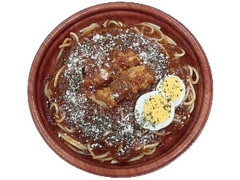 セブン-イレブン スパイス香る！辛口牛肉カレーパスタ