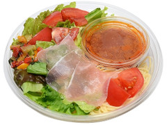 セブン-イレブン 1／2日分野菜冷たいパスタ生ハムとトマト 商品写真