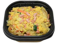 セブン-イレブン 1／2日分の野菜！沖縄風彩り野菜炒め丼 商品写真