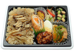 セブン-イレブン 温めなくても美味しい！きのこごはん弁当 商品写真