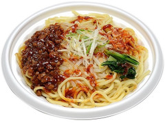 セブン-イレブン まぜ麺！シビ辛汁なし担々麺 商品写真