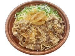 牛肉の和風パスタ甘辛醤油仕立て