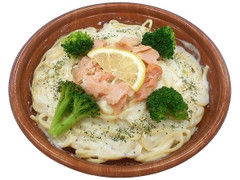 セブン-イレブン 秋鮭のレモンクリームパスタ 商品写真