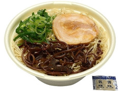 スープが決め手！博多豚骨ラーメン