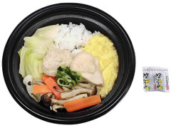 セブン-イレブン 鶏と野菜の旨み！水炊きスープごはん 商品写真