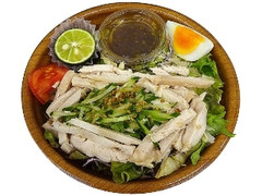 徳島県産すだち入り！蒸し鶏サラダ