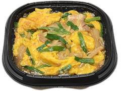 セブン-イレブン 夏丼！ピリ辛ニラ玉丼 商品写真