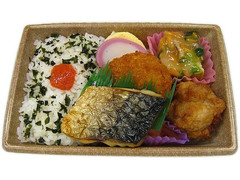 セブン-イレブン にぎわいおかずの小さな幕の内弁当 商品写真