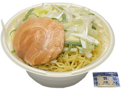 セブン-イレブン ガラスープが自慢！コク旨ネギ醤油ラーメン