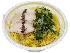 セブン-イレブン 熟成中華麺！鶏白湯ラーメン 商品写真