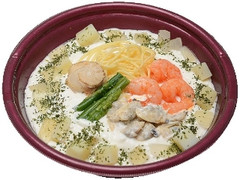 3種魚介のクラムチャウダーパスタ