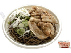 北海道産蕎麦粉使用 豚肉そば