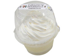 セブン-イレブン たっぷりバニラクリームのミルクプリンケーキ 商品写真